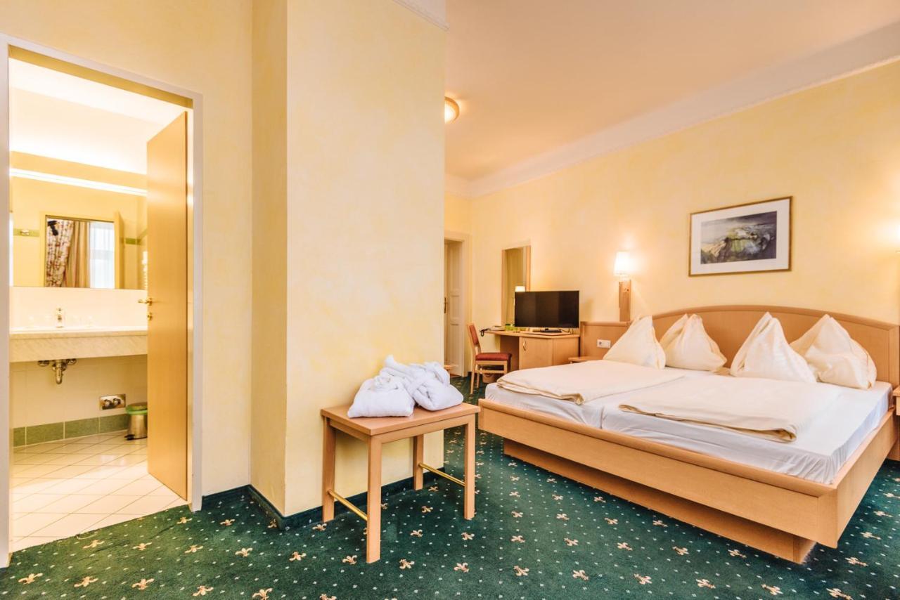 Hotel Drei Hasen Мариацелль Экстерьер фото